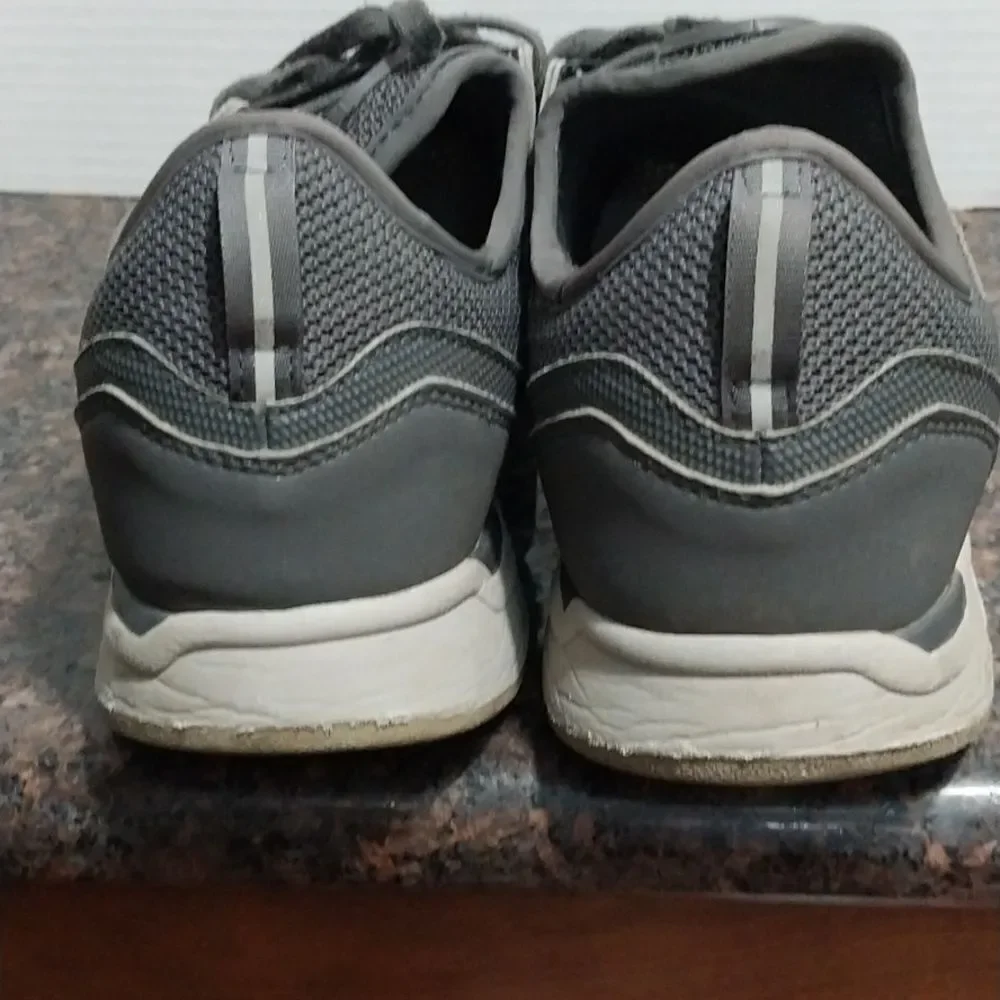 New Balance Men's Charcoal and Cream Athletic Shoes